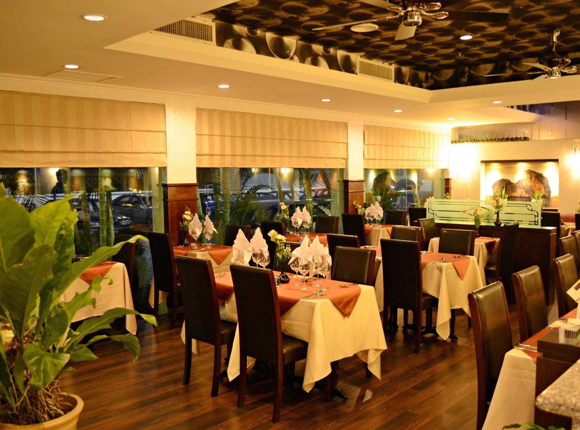 Regalodge Hotel & Spa Ipoh Exteriör bild