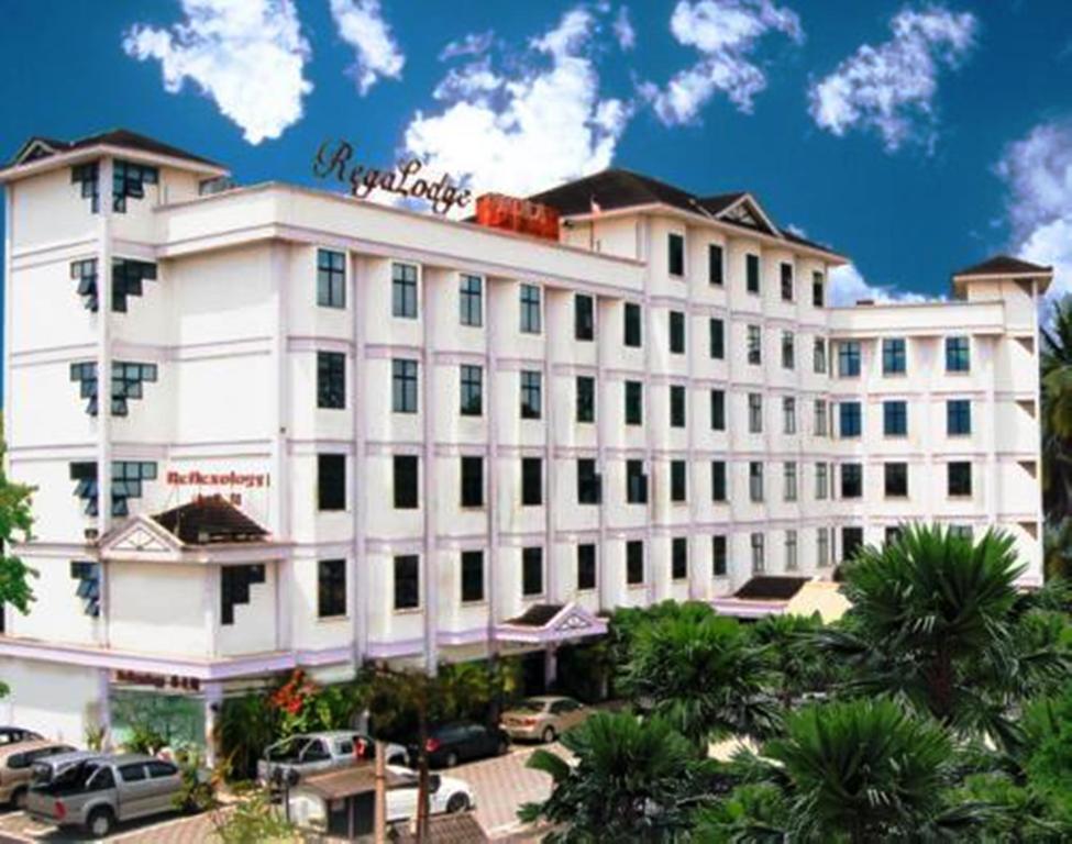 Regalodge Hotel & Spa Ipoh Exteriör bild
